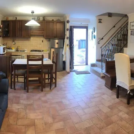 Tatil Evi Il Castelletto Casa Poggio San Lorenzo